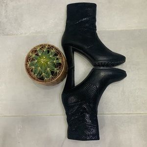 Made in🇮🇹AQUATALIA Super Soft Waterproof Snakeskin Leather Ankle …